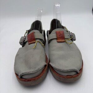 Vintage Satorisan Gray Leather Buckled Sandals Womens Size 38